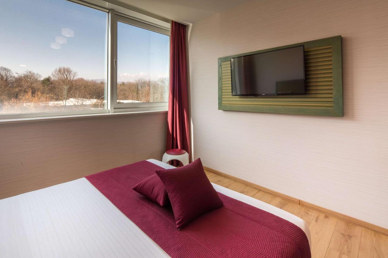 Best Western Ivrea Crystal Palace Banchette D'Ivrea Exterior foto