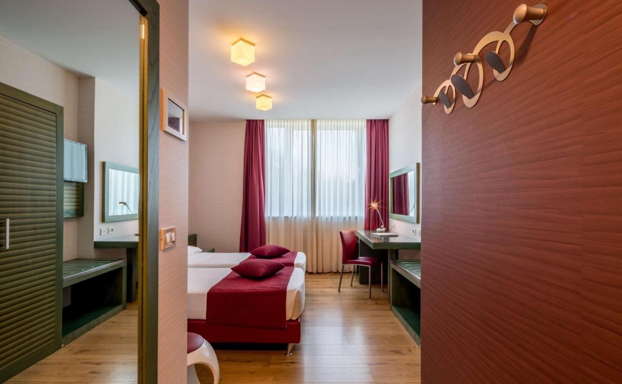Best Western Ivrea Crystal Palace Banchette D'Ivrea Exterior foto