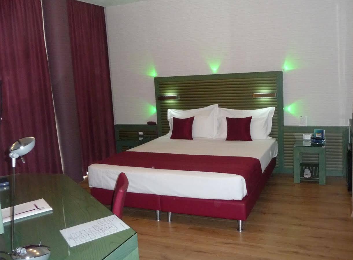 Best Western Ivrea Crystal Palace Banchette D'Ivrea Exterior foto